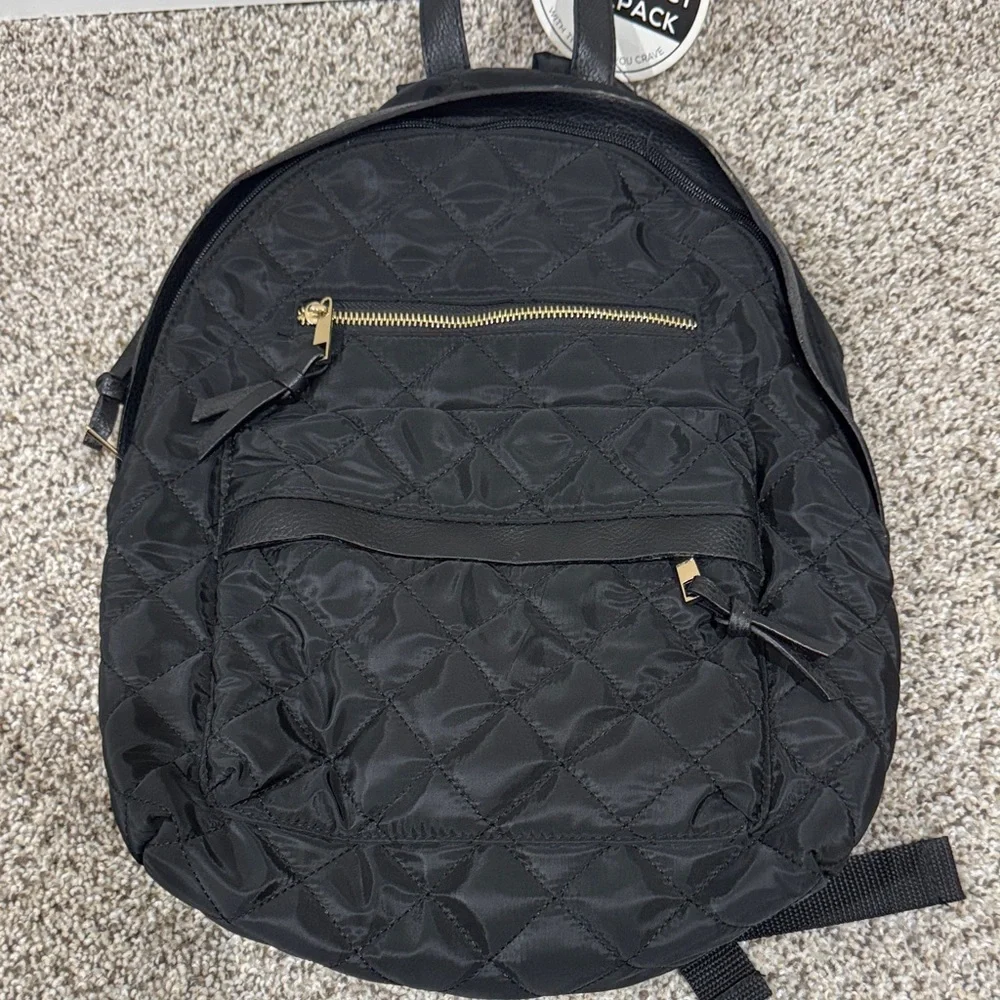 Under One Sky quilted nylon